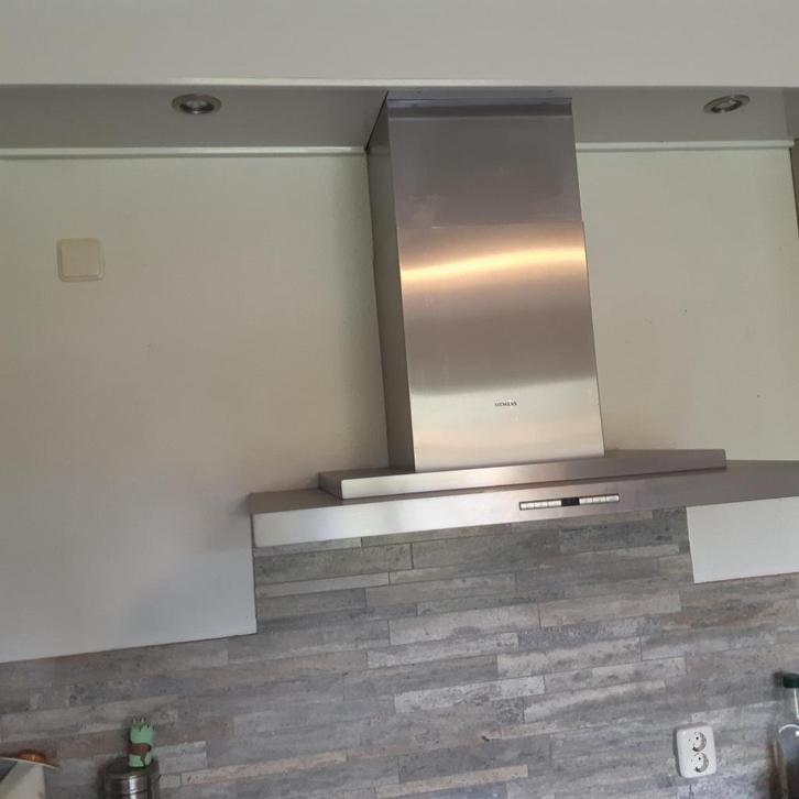 Siemens afzuigkap RVS  90 cm, Witgoed en Apparatuur, Afzuigkappen, Gebruikt, Wandschouwkap, 600 tot 800 m³ per uur, Motor, Recirculatie