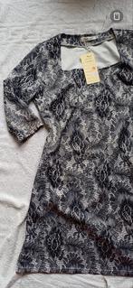 Nieuwe zwart witte jurk  maat XL
Ook in blauw wit
Soepelvall, New light, Zwart, Maat 42/44 (L), Nieuw