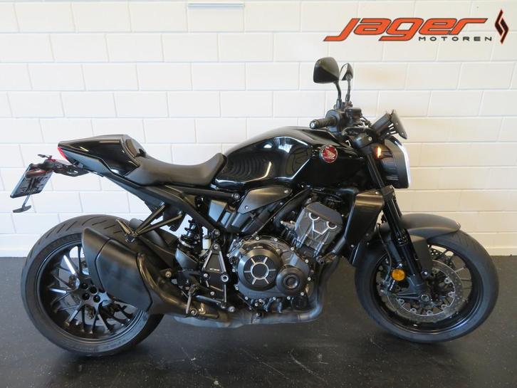 Honda CB 1000 R CB1000 BLACK EDITION! (bj 2022), Motoren, Motoren | Honda, Bedrijf, Naked bike
