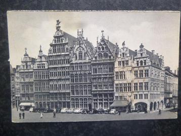 ANTWERPEN  Huizen grote markt met vele auto's     D beschikbaar voor biedingen