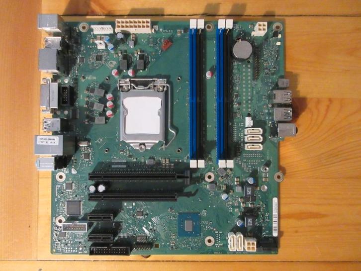 FUJITSU Desktop ESPRIMO D3502-A13 GS 3 Motherboard, Computers en Software, Moederborden, Gebruikt, DDR3, Ophalen of Verzenden