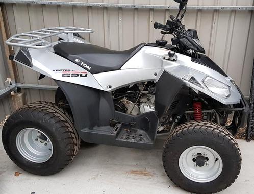 E-Ton VXL-250 cc, Fietsen en Brommers, Minibikes, Midibikes en Pitbikes, Zo goed als nieuw, Overige typen, Ophalen