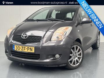 Toyota Yaris 1.3 VVTi Sol S-Line, slechts 104000km! mooie au beschikbaar voor biedingen
