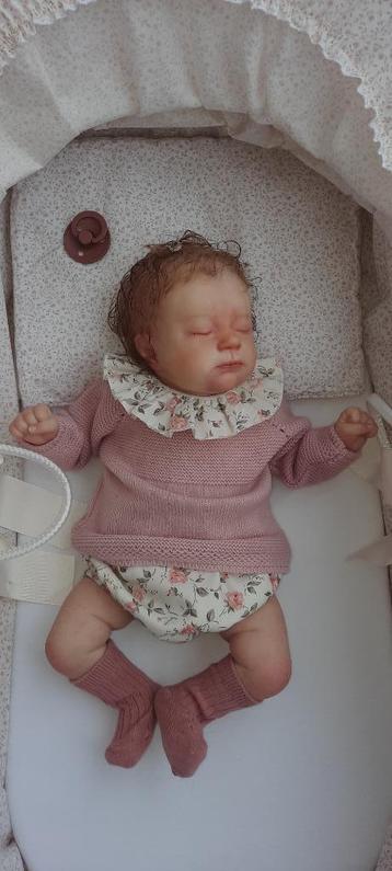Reborn baby beschikbaar voor biedingen