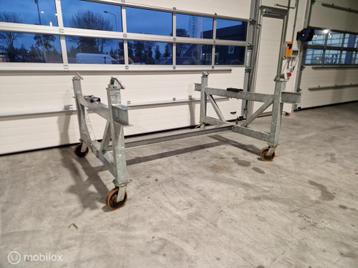 Bootbok verrijdbaar trekstang zwenkwielen beschikbaar voor biedingen