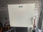 Zanussi vriezer klein model, Witgoed en Apparatuur, Koelkasten en IJskasten, Minder dan 85 cm, Ophalen of Verzenden, Minder dan 75 liter