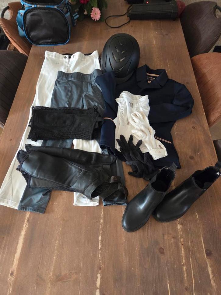 Complete kleding set les en wedstrijd pony's rijden, Dieren en Toebehoren, Paardrijkleding, Bovenkleding, Dressuur, Ophalen