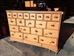 Oud grenen ladekast 20 lades