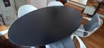 Aangeboden Zwarte Ovale Tulip tafel 179 x 111 cm, Huis en Inrichting, Tafels | Eettafels, Ophalen, Gebruikt, 100 tot 150 cm, Kunststof