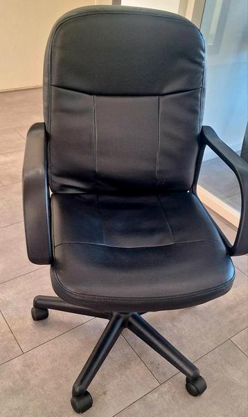 Bureaustoel kunstleer  beschikbaar voor biedingen