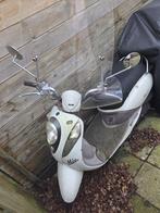 Sym Mio - Onderdelen of opknapper, Fietsen en Brommers, Brommeronderdelen | Snorfietsen, Ophalen of Verzenden, Gebruikt, Overige typen