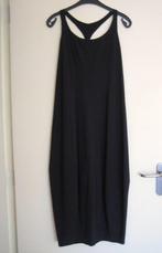 Exclusieve chique nachtblauwe jurk M+F GIRBAUD 38 snazzeys, Maat 38/40 (M), Girbaud, Zo goed als nieuw, Onder de knie