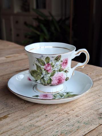 Balmoral Kop en Schotel met Rozen beschikbaar voor biedingen