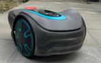 Gardena Sileno minimo 250 m2 robotmaaier + garage, Tuin en Terras, Robotmaaiers, Bestuurbaar via app, Ophalen of Verzenden, Zo goed als nieuw