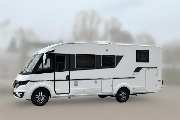 Camper Adria  Sonic I 700 SL Plus AUTOMAAT 150pk COMPLEET, Caravans en Kamperen, Campers, Particulier, tot en met 4, Integraal