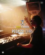 3x Pegassi 10HRS Thuishaven, Drie personen of meer