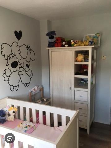 Complete babykamer van twf serie marseille  beschikbaar voor biedingen