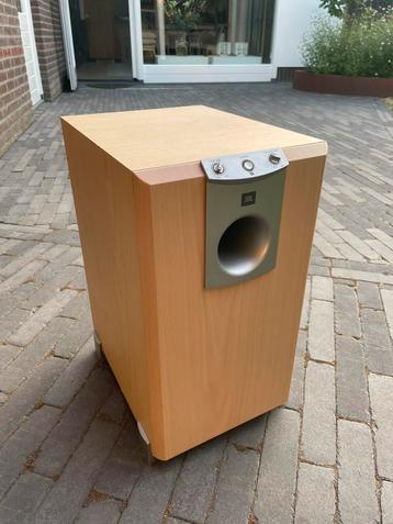Jbl subwoofer beschikbaar voor biedingen