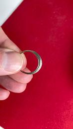 835 zilver gekeurde ring maat 17 mm, Sieraden, Tassen en Uiterlijk, Ringen, Gebruikt, 17 tot 18, Ophalen of Verzenden, Dame
