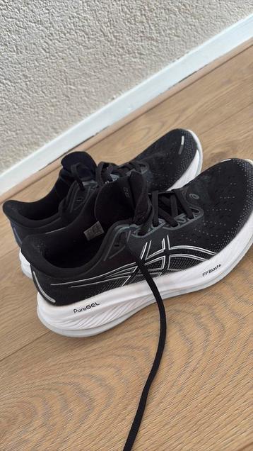Asics Cumulus 26 - maat 40 EU - 8,5 US beschikbaar voor biedingen