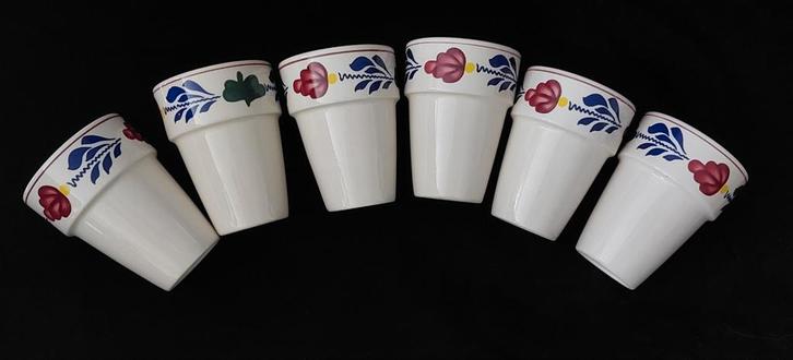 6 Royal Boch Boerenbont Melkbekers, Huis en Inrichting, Keuken | Servies, Gebruikt, Overige typen, Boerenbont, Aardewerk, Ophalen of Verzenden