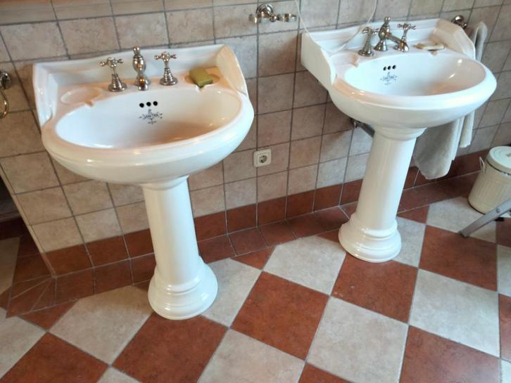 wastafel Engels klassiek, Doe-het-zelf en Verbouw, Sanitair, Gebruikt, Wastafel, Ophalen