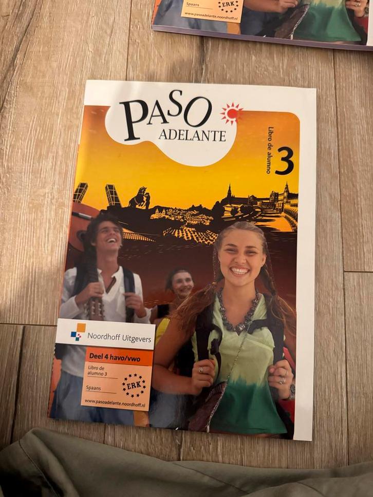 Paso Adelante 3 - Spaans Leerboek HAVO/VWO, Boeken, Studieboeken en Cursussen, Zo goed als nieuw, HBO, Alpha, Ophalen