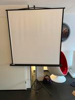 Projecta Projectiescherm 140x140 op standaard, Ophalen, Zo goed als nieuw
