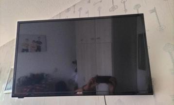 Akai 82 cm televisie  beschikbaar voor biedingen