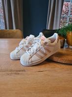 Adidas Superstar dames Limited Edition Maat 38, Ophalen of Verzenden, Zo goed als nieuw, Sneakers of Gympen, Adidas