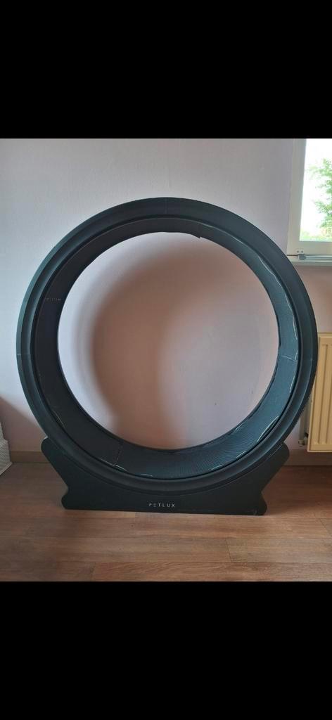 Petlux v2 loopwiel, niet meer de mooiste, Dieren en Toebehoren, Katten-accessoires, Zo goed als nieuw, Ophalen