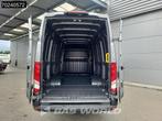 Iveco Daily 35C18 3.0L Automaat L3H2 180PK Dubbellucht 3,5t, Auto's, Bestelauto's, Automaat, Stof, Euro 6, 4 cilinders