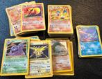 Oude vintage Pokémon kaarten verzameling, Hobby en Vrije tijd, Verzamelkaartspellen | Pokémon, Ophalen of Verzenden, Zo goed als nieuw
