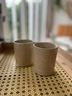 Vintage 70s Mokken Set van 2 Beige, Huis en Inrichting, Keuken | Servies, Ophalen, Gebruikt, Keramiek, Effen
