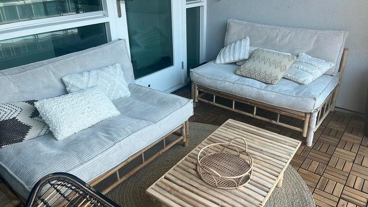 Bamboe Tuinset: 2 Tafels, 2 Banken + Kussens, Tuin en Terras, Tuinbanken, Zo goed als nieuw, Hout, Ophalen