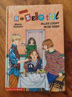 M. Roeven - Alles loopt in de soep, Ophalen of Verzenden, Zo goed als nieuw, M. Roeven