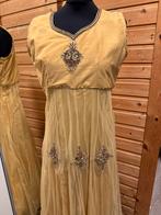 Indiase anarkali met Sierlijke Details, broek en sjaal, Ophalen of Verzenden, Gedragen, Maat 38/40 (M), Overige kleuren