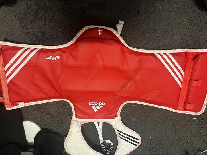 Adidas Body Protector Vechtsport - Borstbeschermer, Sport en Fitness, Vechtsporten en Zelfverdediging, Gebruikt, Taekwondo, Vechtsportbescherming