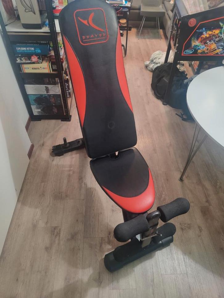 Domyos Fitnessbank, Sport en Fitness, Fitnessapparatuur, Gebruikt, Krachtstation, Armen, Benen, Borst, Buik, Rug, Metaal, Ophalen