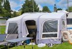 Voortent trigano 410 air oppomptent panoramic tube, Ophalen, Gebruikt