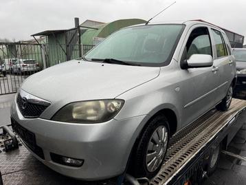 Mazda 2 1.4 Exclusive 2006 veel onderdelen voorradig  beschikbaar voor biedingen