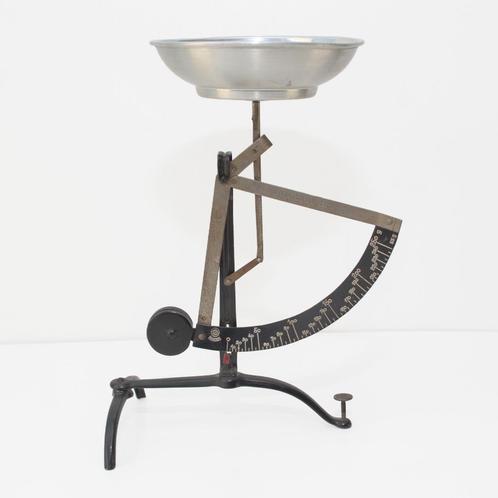Vintage Briefweger CONCAV Aluminium Schaal van Ph. J. Maul, Antiek en Kunst, Antiek | Kantoor en Zakelijk, Ophalen of Verzenden