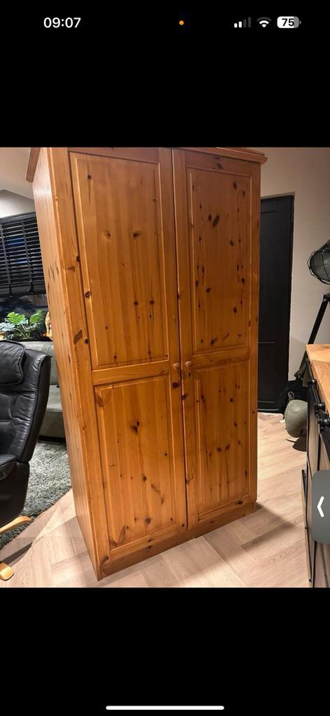 Grenen houten kledingkast, Huis en Inrichting, Kasten | Kledingkasten, Zo goed als nieuw, 150 tot 200 cm, 50 tot 100 cm, 50 tot 75 cm