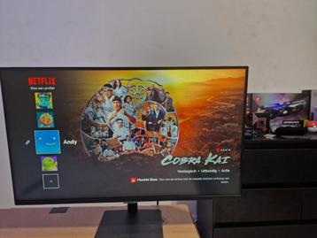 Samsung M7 32inch 4K monitor  beschikbaar voor biedingen