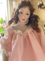 Antieke pop met klein popje + certificaat, Ophalen, Gebruikt, Overige typen