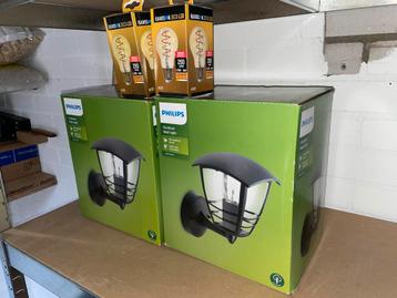 2x Philips buiten wandlamp Creek + Handson decoled beschikbaar voor biedingen