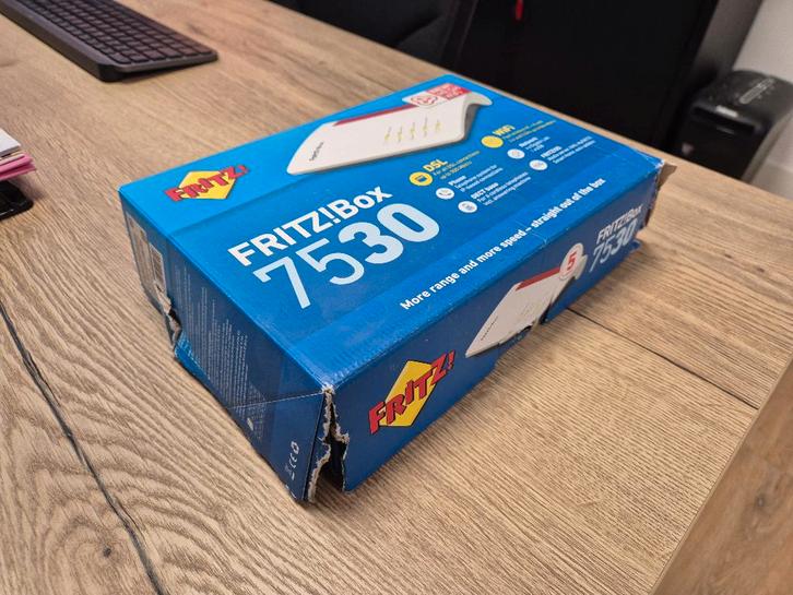 Fritz!Box 7530 - Ongebruikt, Computers en Software, Routers en Modems, Zo goed als nieuw, Router met modem, Ophalen of Verzenden