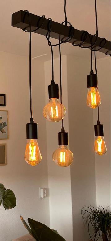 Houten hanglamp met 6 lampen beschikbaar voor biedingen