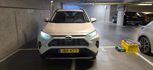 Toyota Rav4 2.5 Hybrid 218pk CVT 2023 Wit, Auto's, Toyota, Particulier, Rav4, ABS, Achteruitrijcamera, Adaptieve lichten, Adaptive Cruise Control