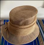 Bronskleurige dames hoed, van hoedenhuis t’Matelootje., Kleding | Dames, Hoeden en Petten, Ophalen of Verzenden, Zo goed als nieuw